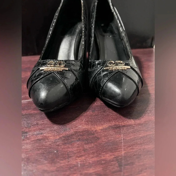 Christian DIOR Heels Shoes Designer Black/Gold Pointed Toe Pumps Size 4 (35) EUC - Picture 3 of 13